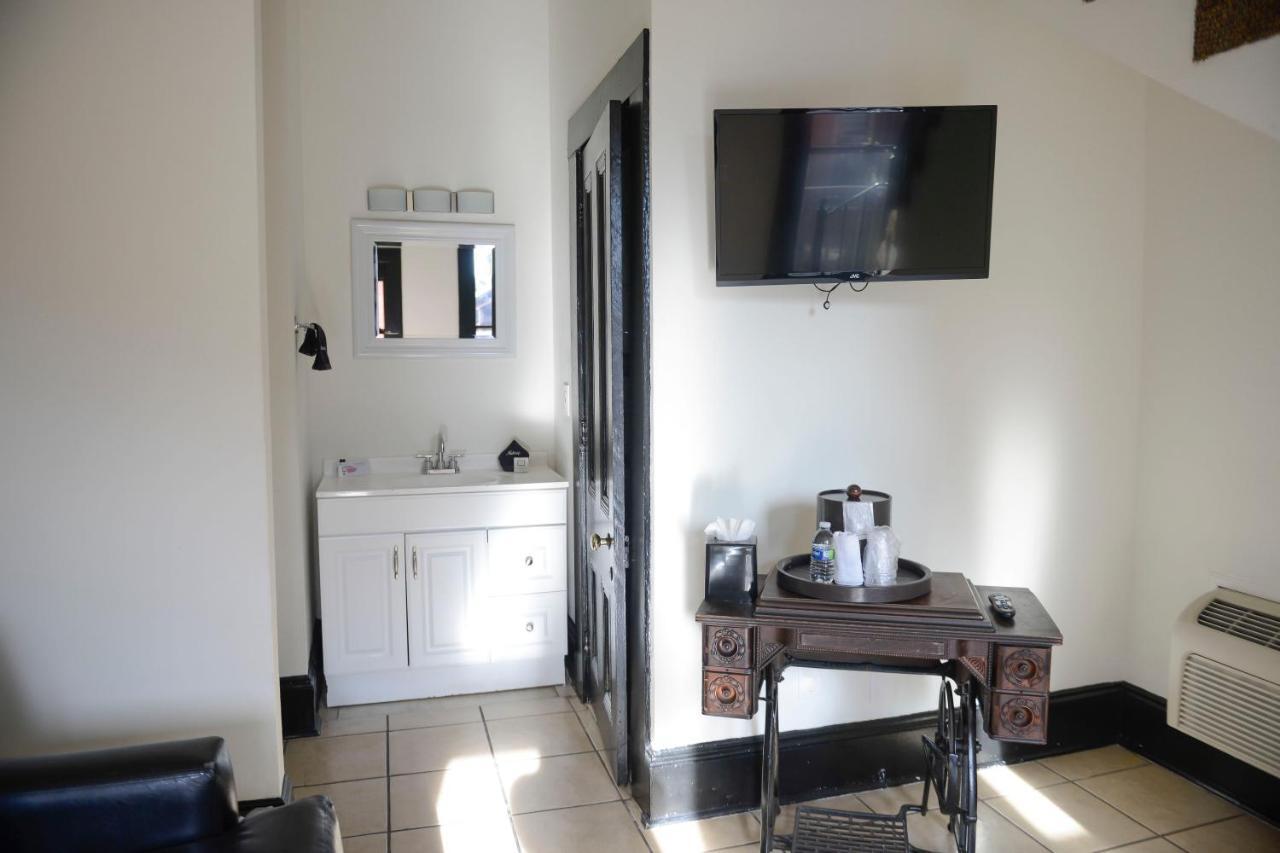 Frenchmen Hotel La Nouvelle-Orléans Extérieur photo